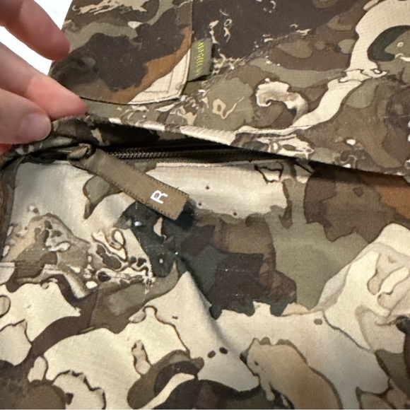 Kids Camouflage Cargo Pants - Picture 6 of 12
